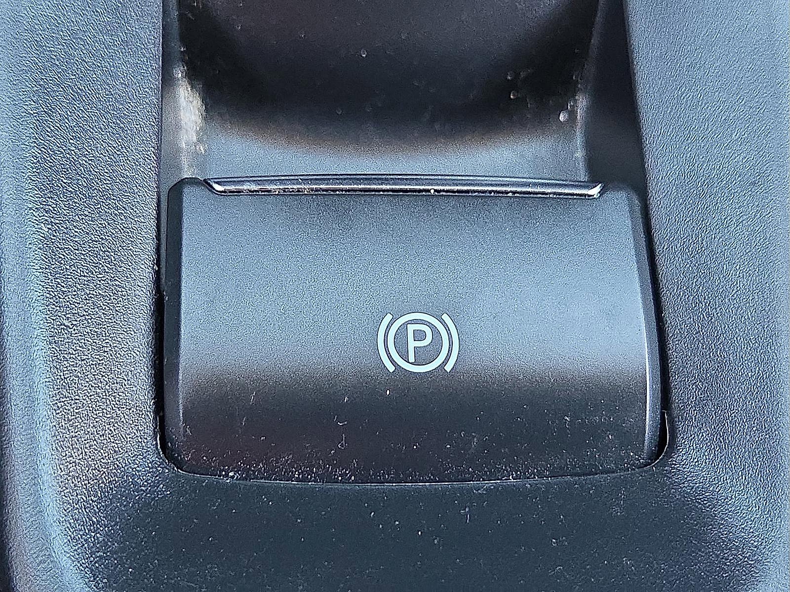 Certified 2024 Ford Maverick Lariat w/ Black Appearance Package image 18