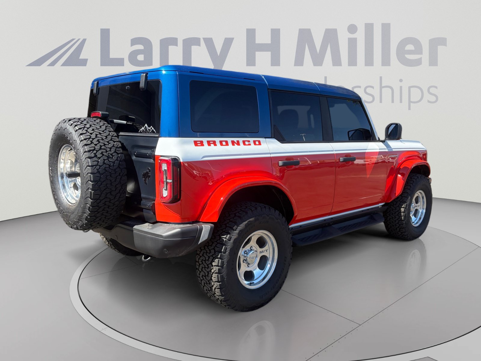 Certified 2026 Ford Bronco Stroppe Edition AWD/4WD image 5