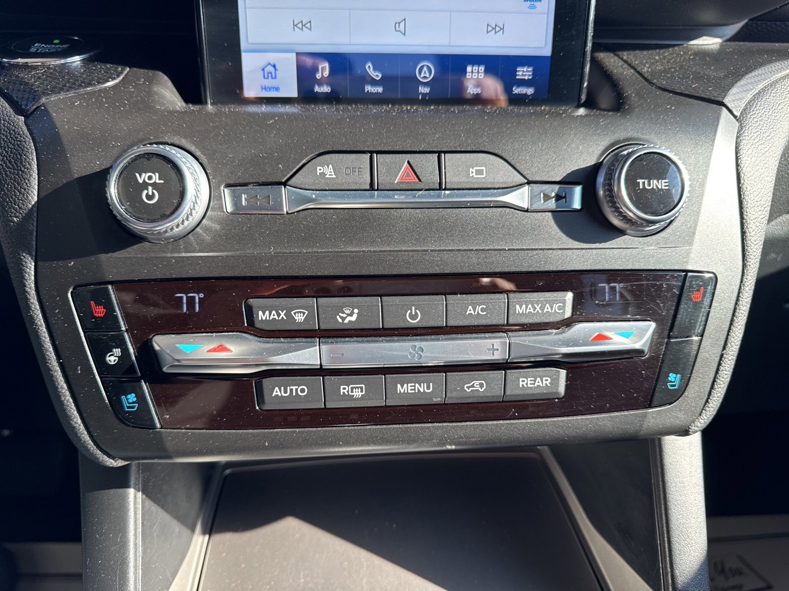 Certified 2020 Ford Explorer ST w/ Premium Technology Package image 34