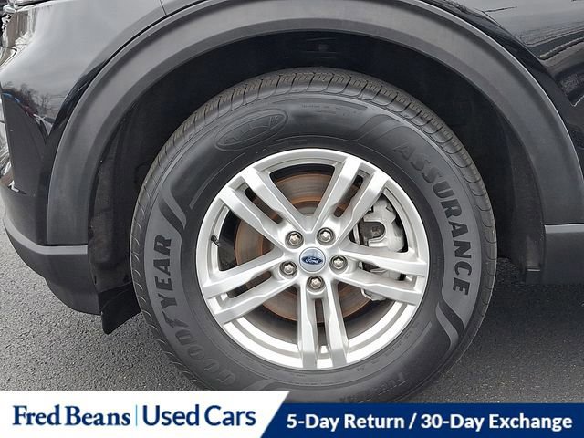 Certified 2023 Ford Explorer XLT w/ Equipment Group 202A image 27