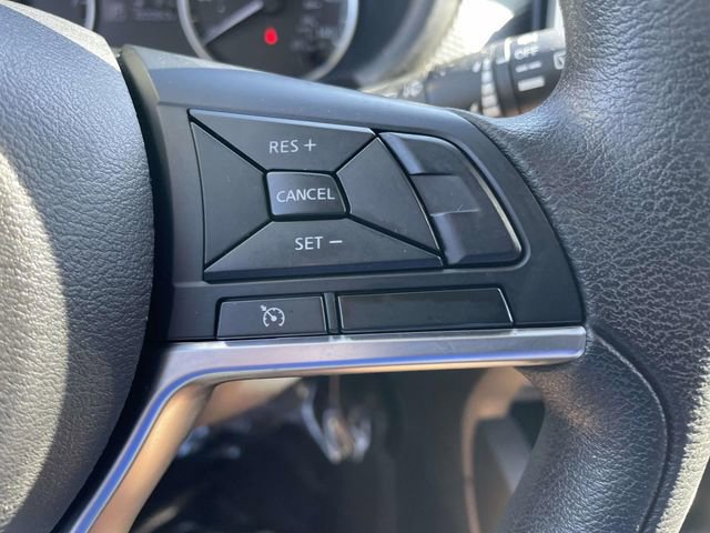 Used 2021 Nissan Kicks S image 18