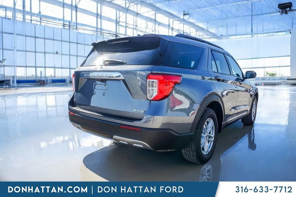 Certified 2022 Ford Explorer XLT w/ Equipment Group 202A AWD/4WD image 37