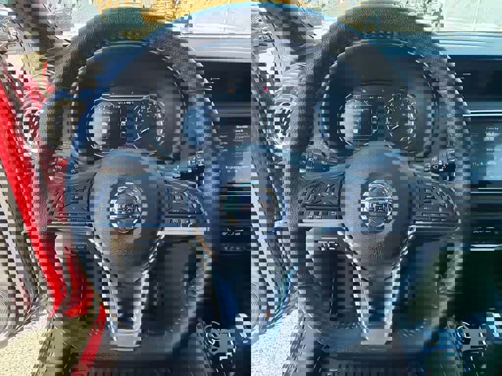 Used 2019 Nissan Kicks SR w/ SR Premium Package image 21