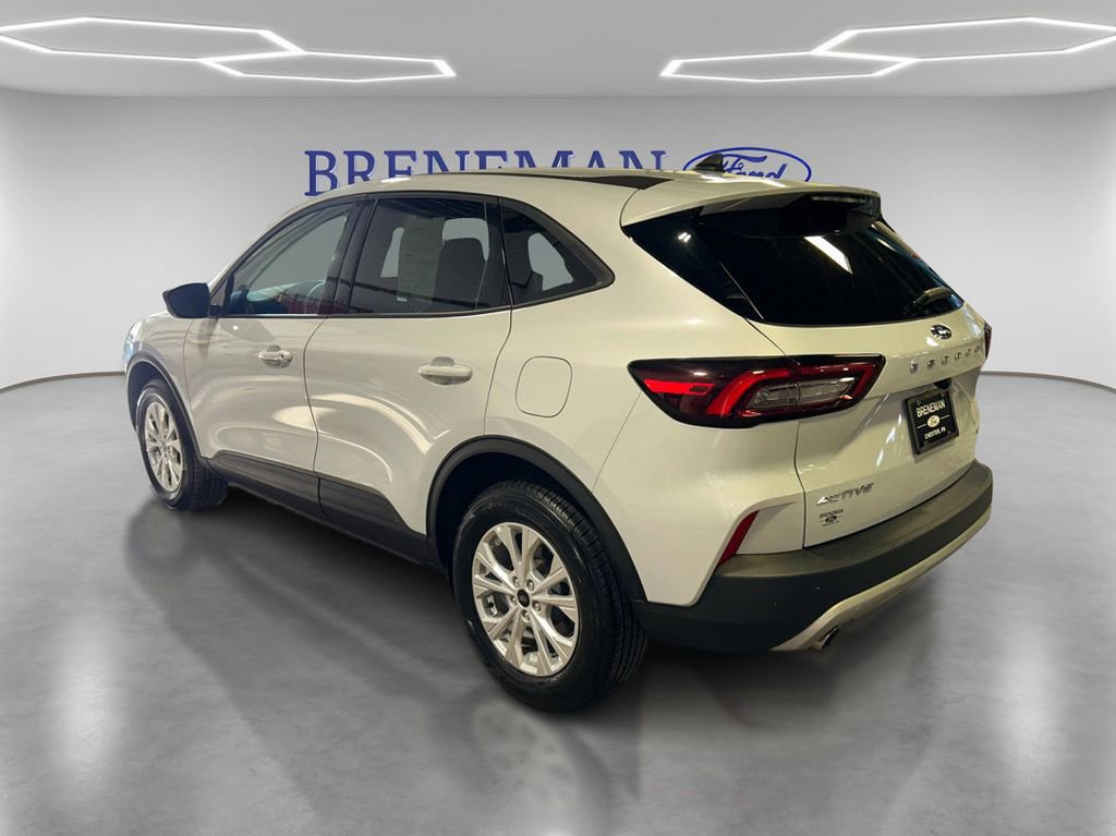 Certified 2025 Ford Escape Active AWD/4WD image 7