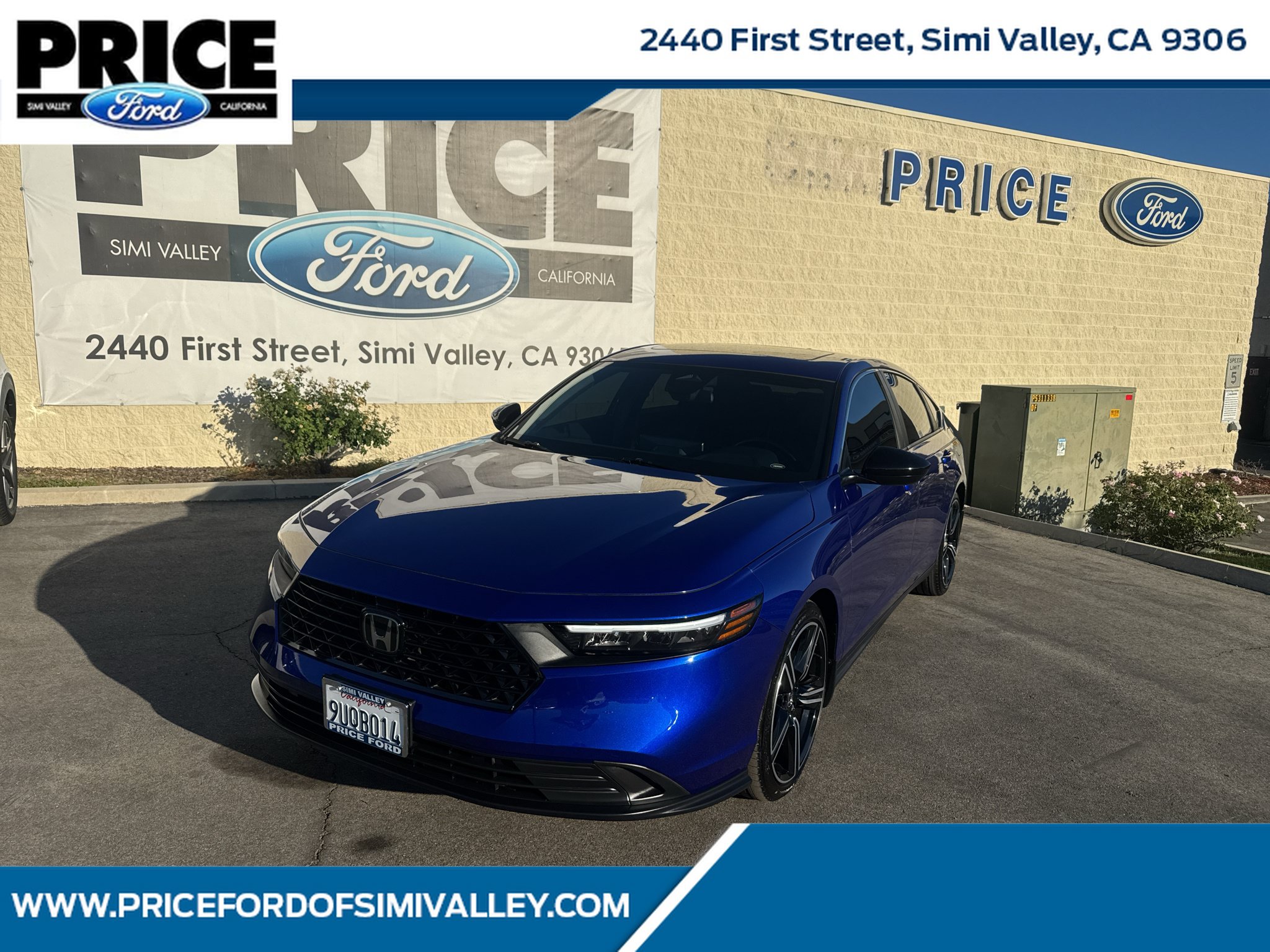 Used 2025 Honda Accord Sport image 1