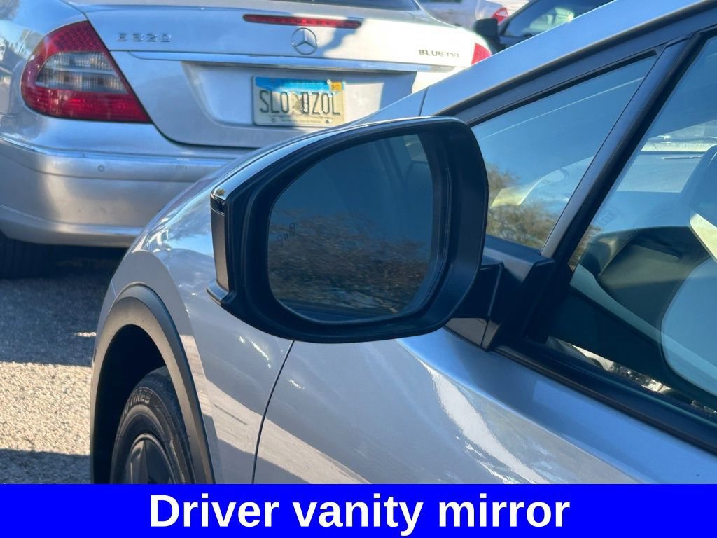 Used 2024 Toyota Prius LE FWD image 15