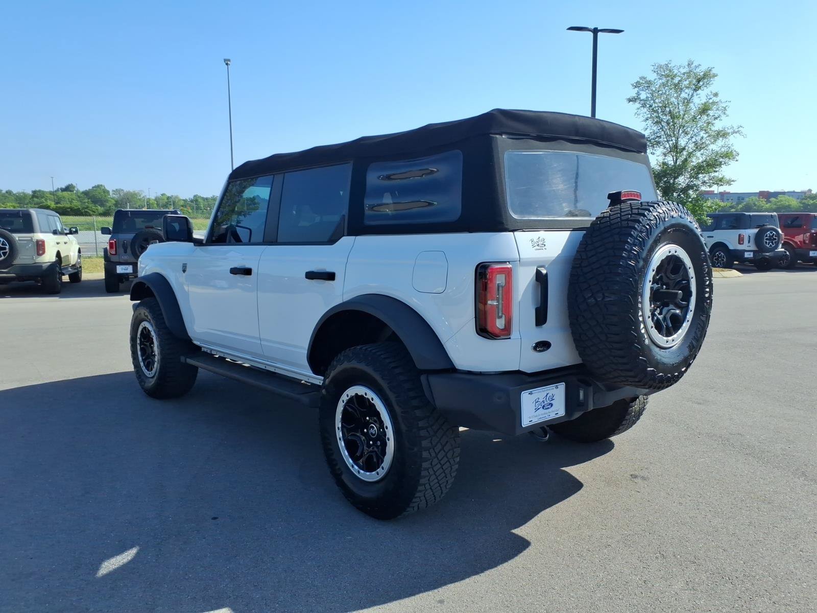 Certified 2022 Ford Bronco Big Bend w/ Sasquatch Package AWD/4WD image 5