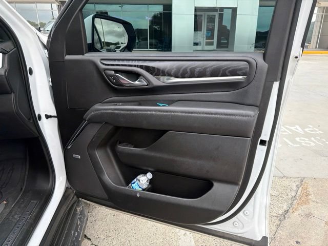 Used 2023 GMC Yukon Denali AWD/4WD image 18