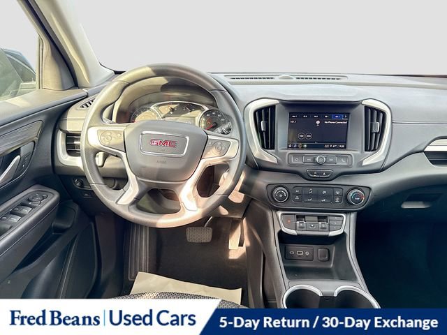 Used 2022 GMC Terrain SLE image 23