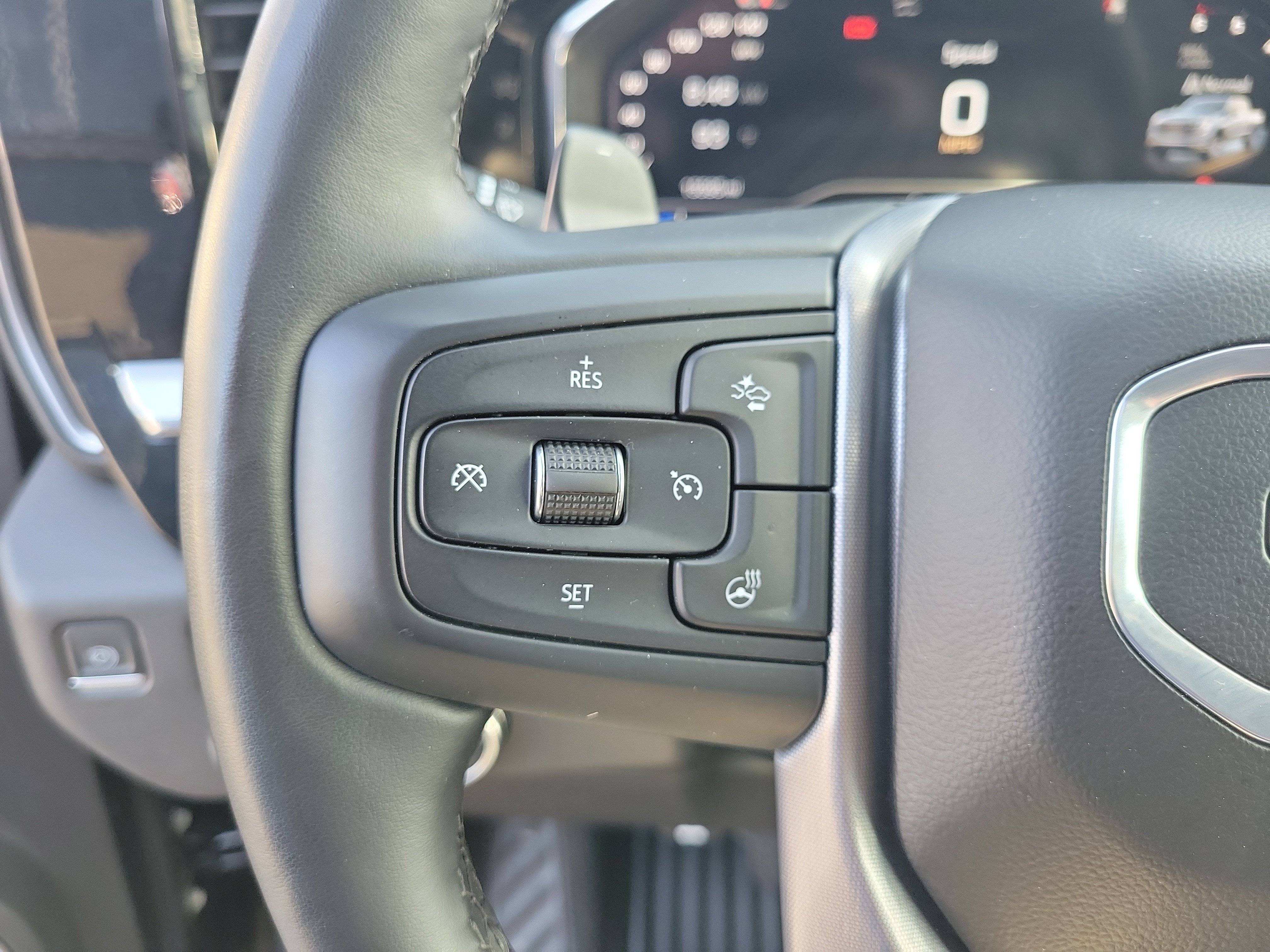 Used 2024 GMC Sierra 1500 Elevation w/ Elevation Premium Package RWD image 5