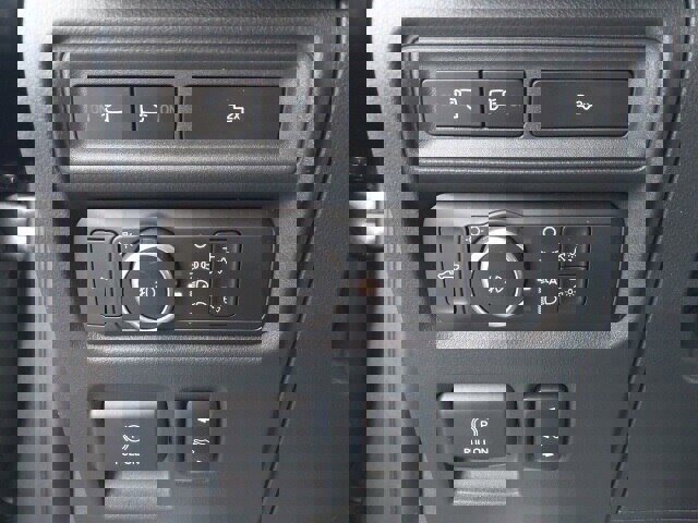 Certified 2022 Ford F150 XLT w/ Equipment Group 302A High image 16