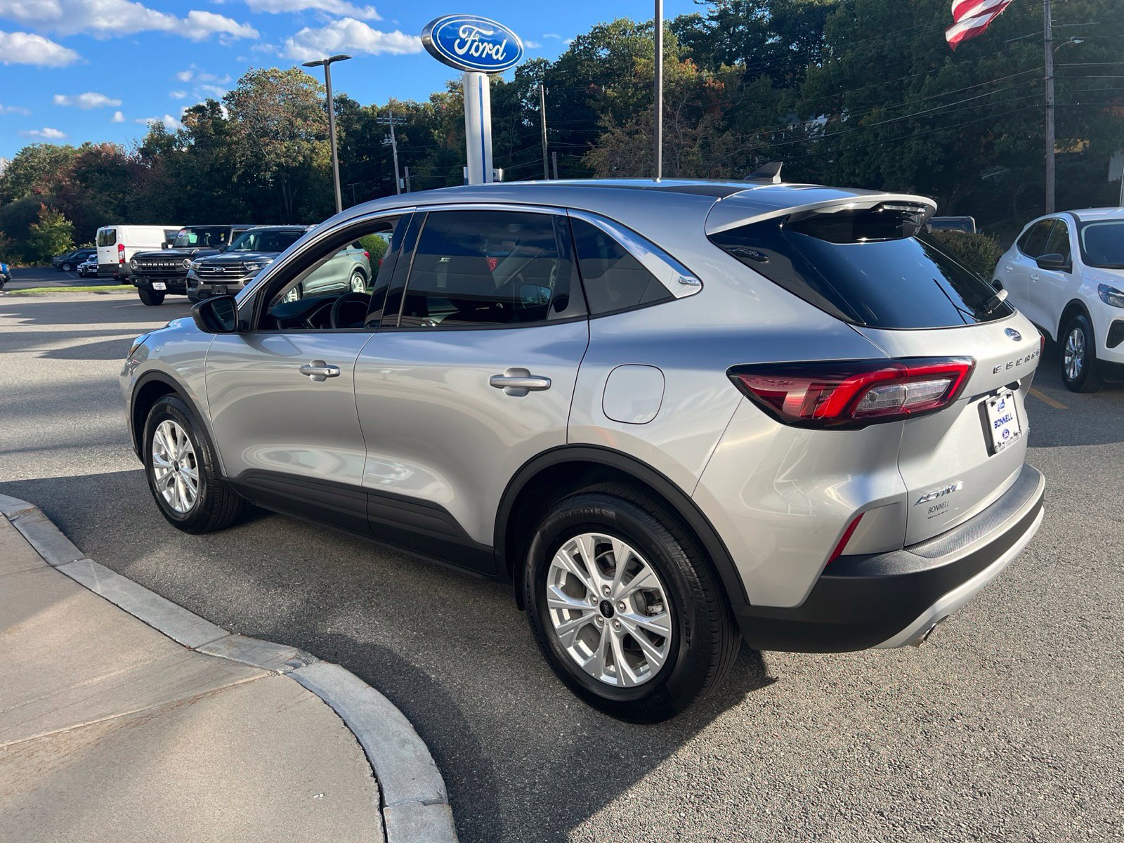 Certified 2023 Ford Escape Active AWD/4WD image 4