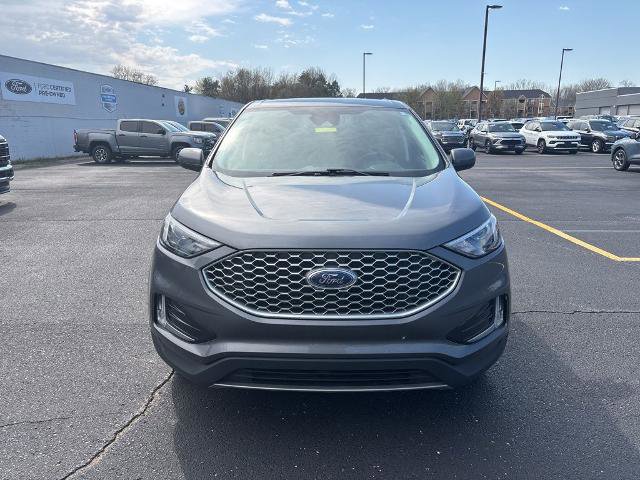 Certified 2024 Ford Edge SEL w/ Convenience Package AWD/4WD image 2