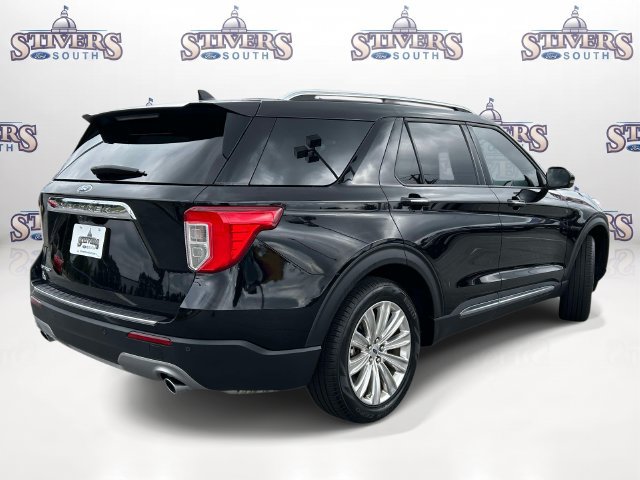 Certified 2023 Ford Explorer Limited w/ Limited Technology Package RWD image 3