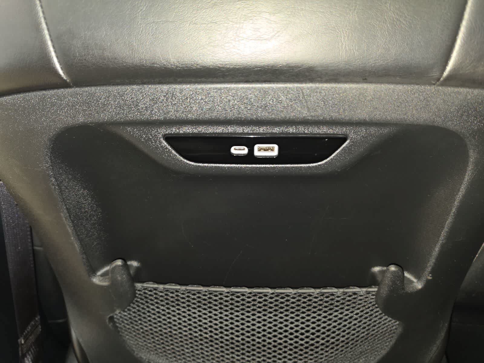 Used 2025 Chrysler Pacifica Limited FWD image 31