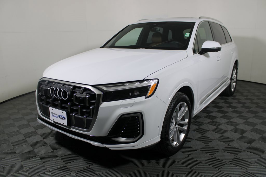 Used 2025 Audi Q7 3.0T Premium Plus w/ Premium Plus Package image 4
