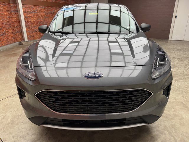 Certified 2022 Ford Escape SE image 8