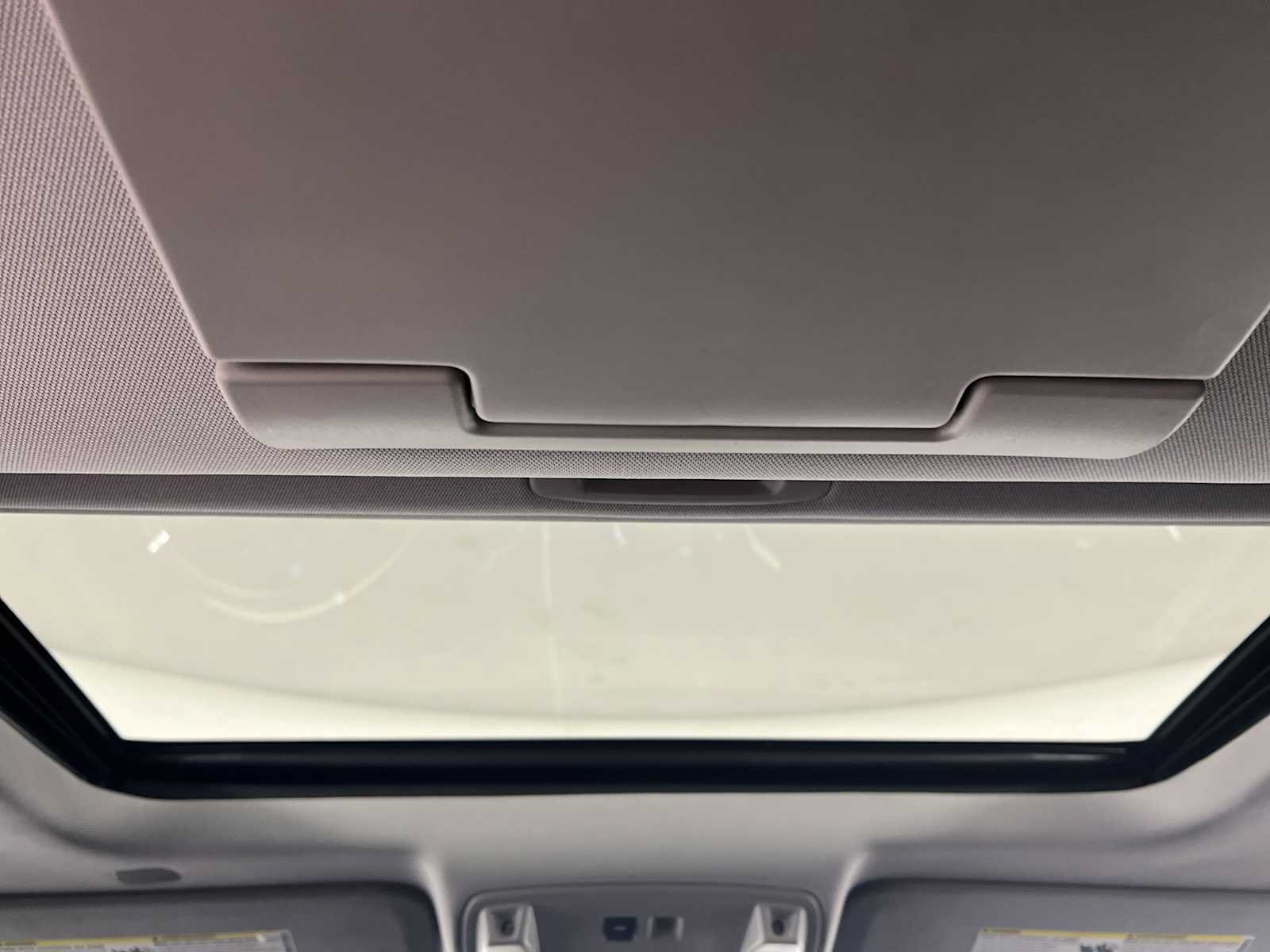 Used 2020 Cadillac Escalade ESV Premium Luxury w/ Escalade Sport Edition RWD image 33