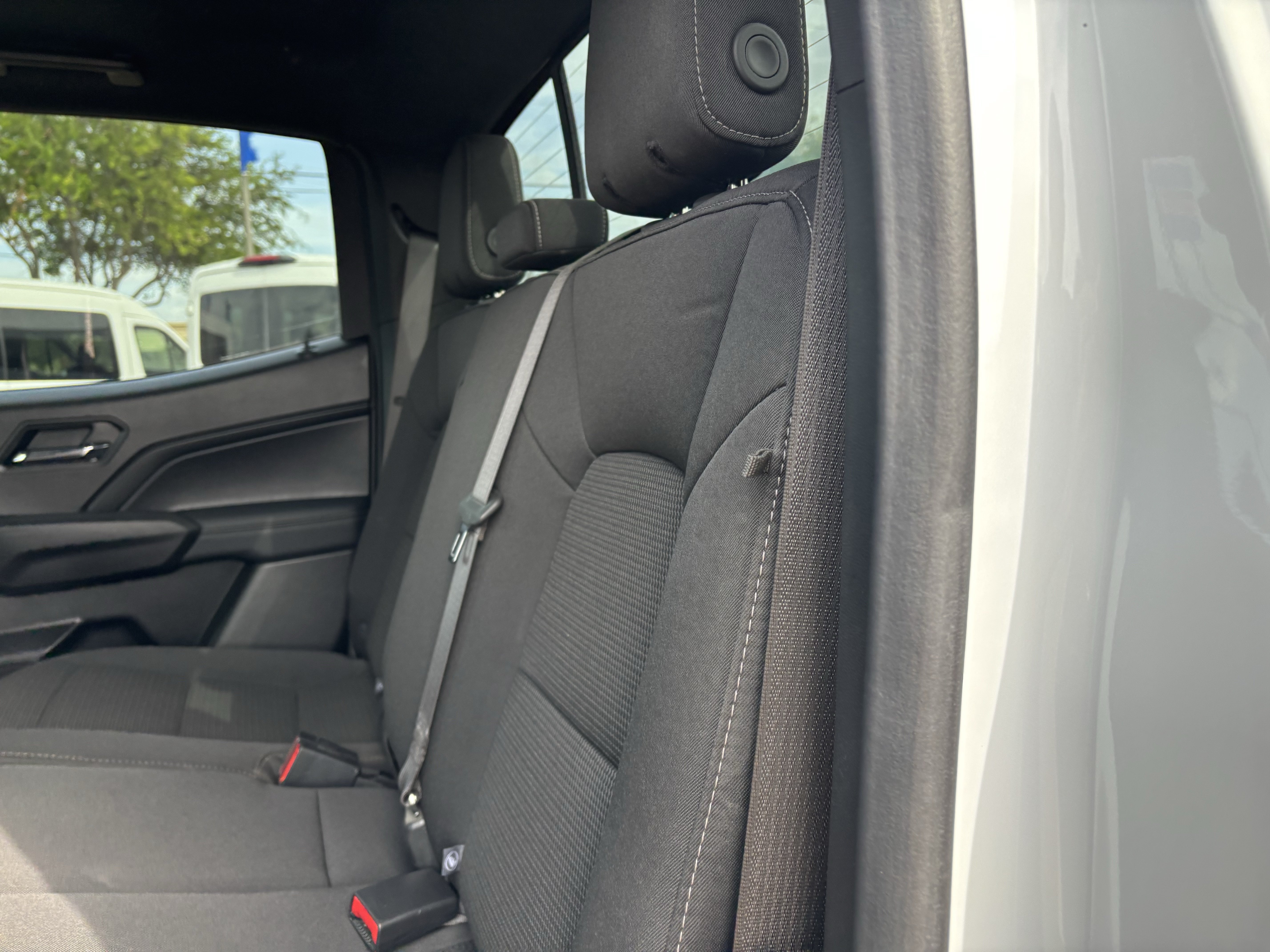 Used 2025 GMC Canyon Elevation w/ Convenience Package RWD image 16
