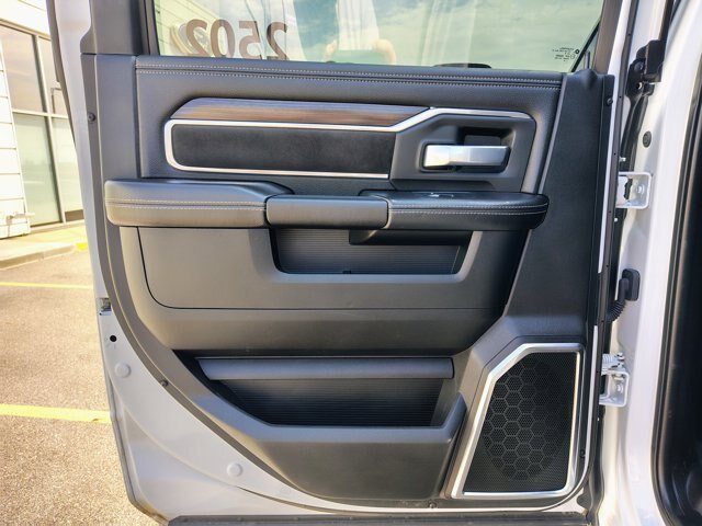 Used 2025 RAM 2500 Laramie w/ Sport Appearance Package AWD/4WD image 12