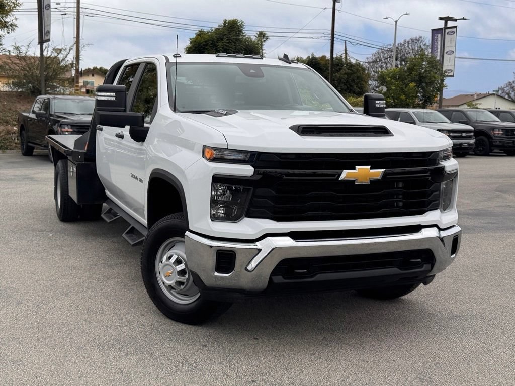 Used 2024 Chevrolet Silverado 3500 W/T w/ WT Convenience Package AWD/4WD image 2