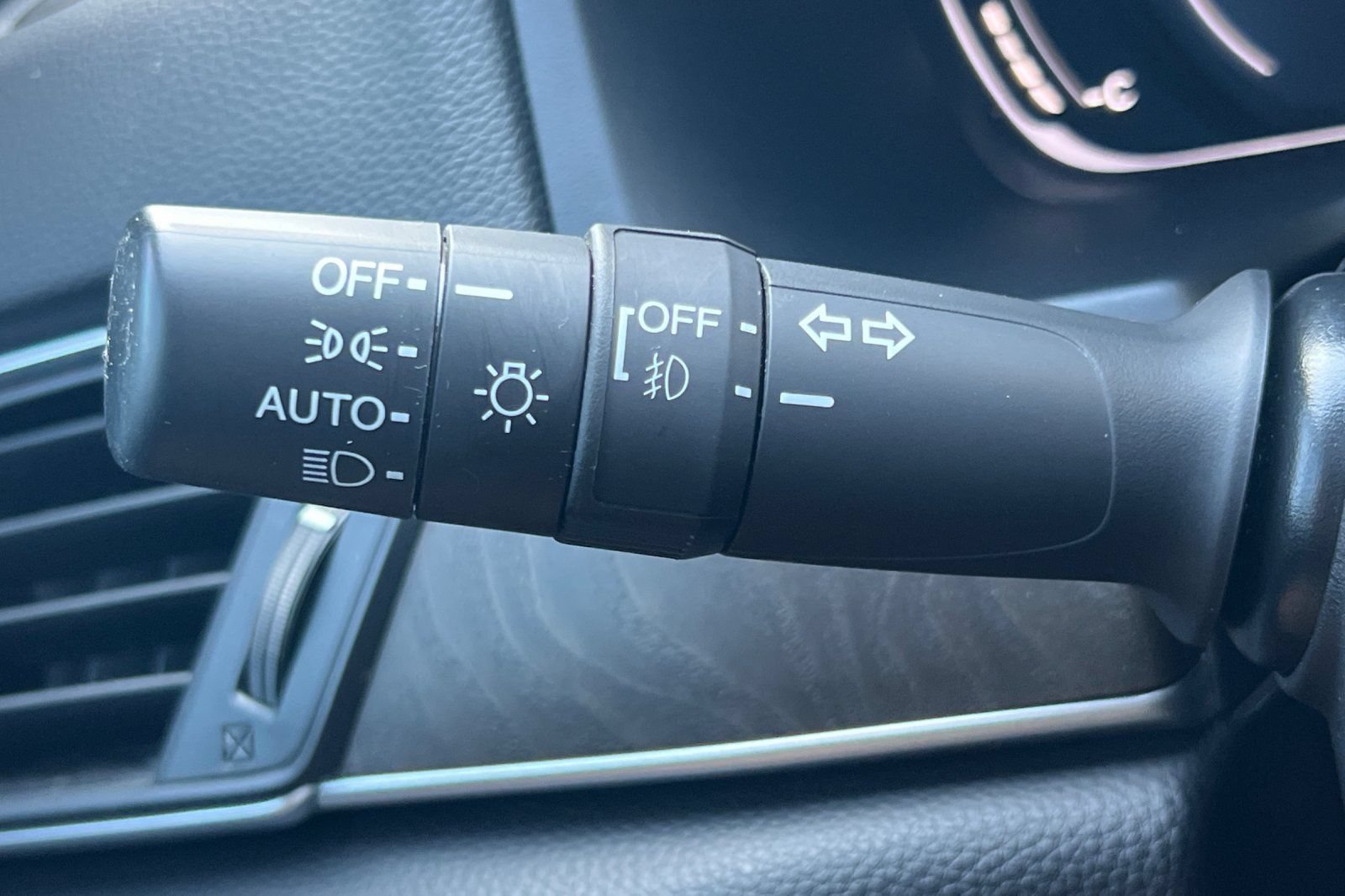 Used 2022 Honda Accord EX-L image 49
