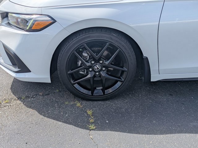 Used 2024 Honda Civic Sport image 11