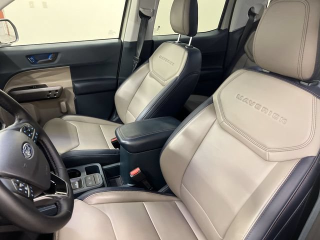 Certified 2025 Ford Maverick Lariat w/ 4K Tow Package AWD/4WD image 4