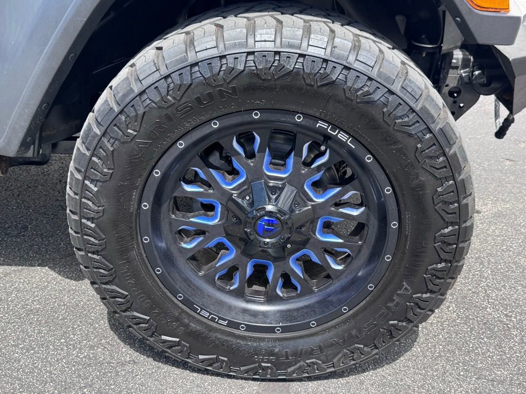 Used 2020 Jeep Gladiator Sport w/ Quick Order Package 24S AWD/4WD image 44