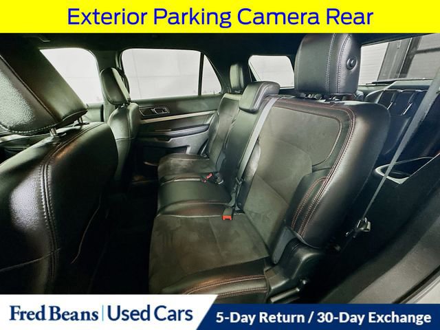 Certified 2018 Ford Explorer XLT w/ Equipment Group 202A image 30