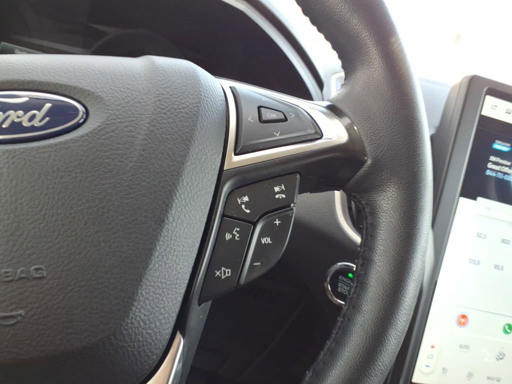 Certified 2024 Ford Edge SEL w/ Convenience Package AWD/4WD image 17
