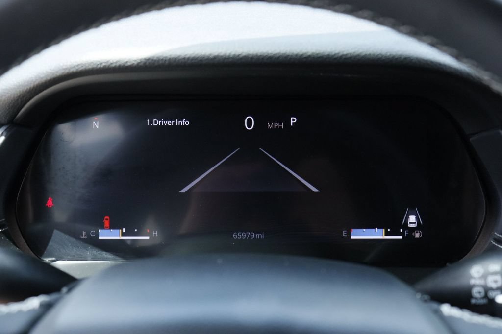 Used 2023 Jeep Grand Cherokee Laredo RWD image 9