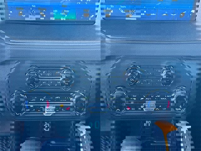 Certified 2024 Ford Bronco Badlands image 16