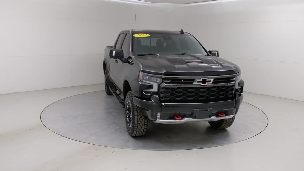 Used 2023 Chevrolet Silverado 1500 ZR2 w/ Technology Package AWD/4WD image 10