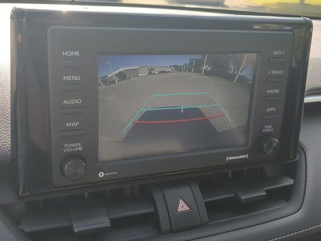 Used 2020 Toyota RAV4 XLE w/ XLE Grade Weather Package AWD/4WD image 21