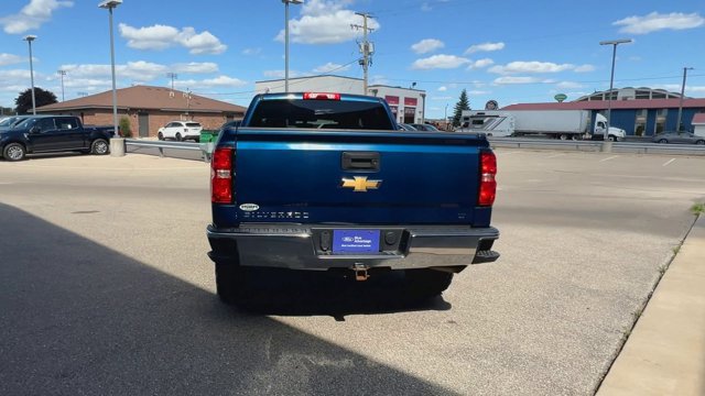 Used 2017 Chevrolet Silverado 1500 LT w/ All Star Edition AWD/4WD image 8