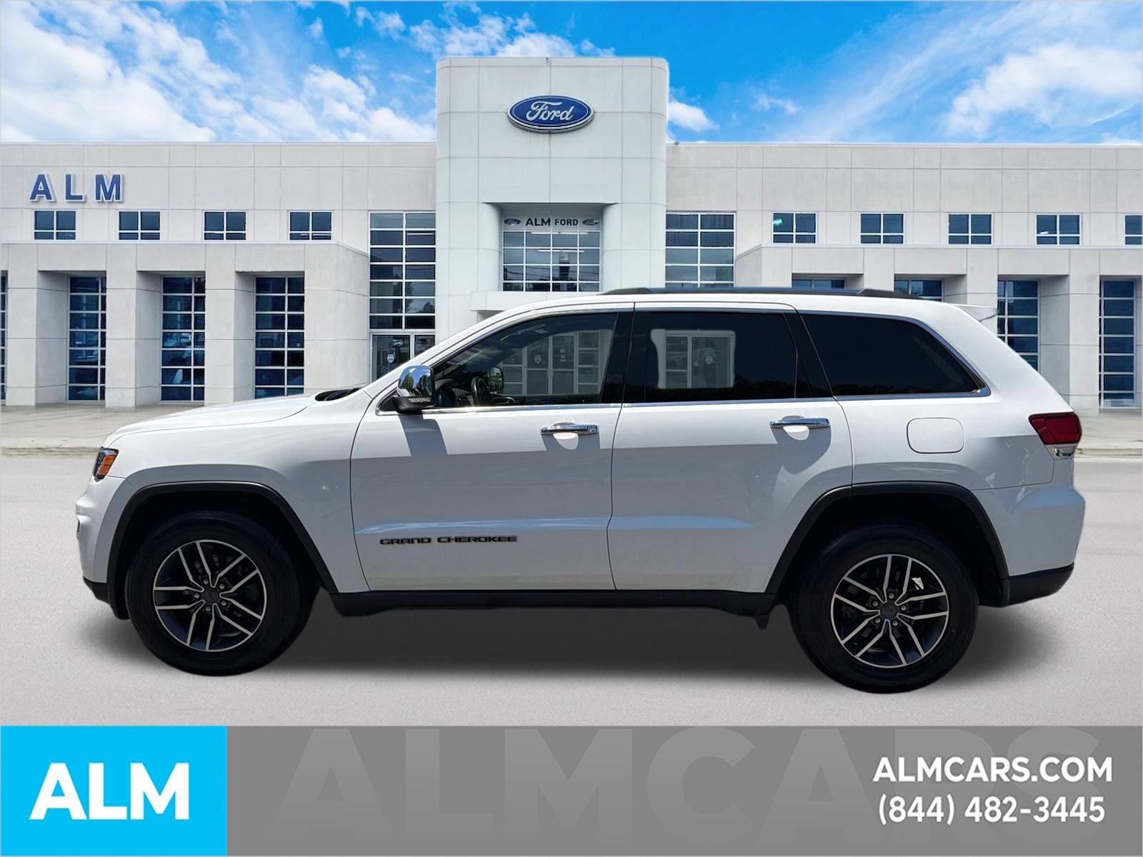 Used 2020 Jeep Grand Cherokee Limited AWD/4WD image 9