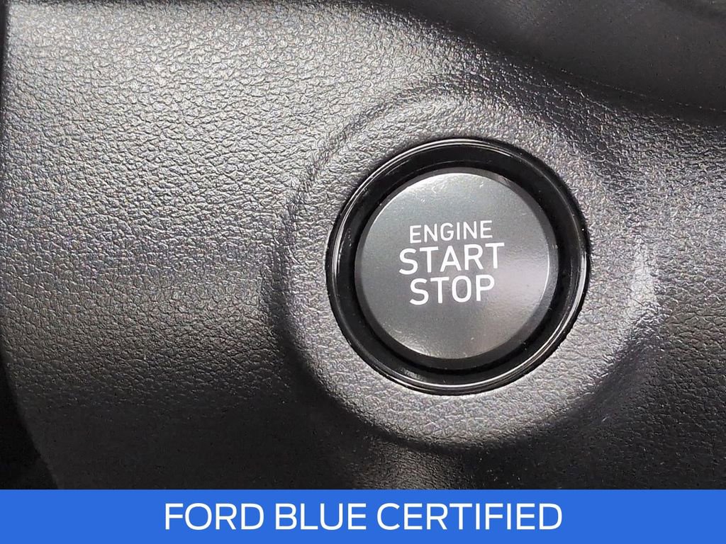 Used 2024 Hyundai Venue SEL FWD image 15