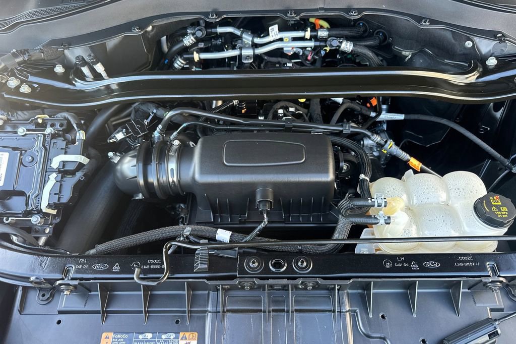 Certified 2023 Ford Explorer ST-Line w/ Class IV Trailer Tow Package image 21