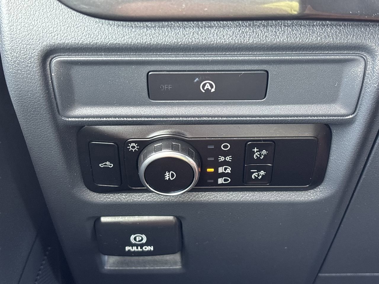 Certified 2025 Ford F150 STX w/ Equipment Group 200A image 30