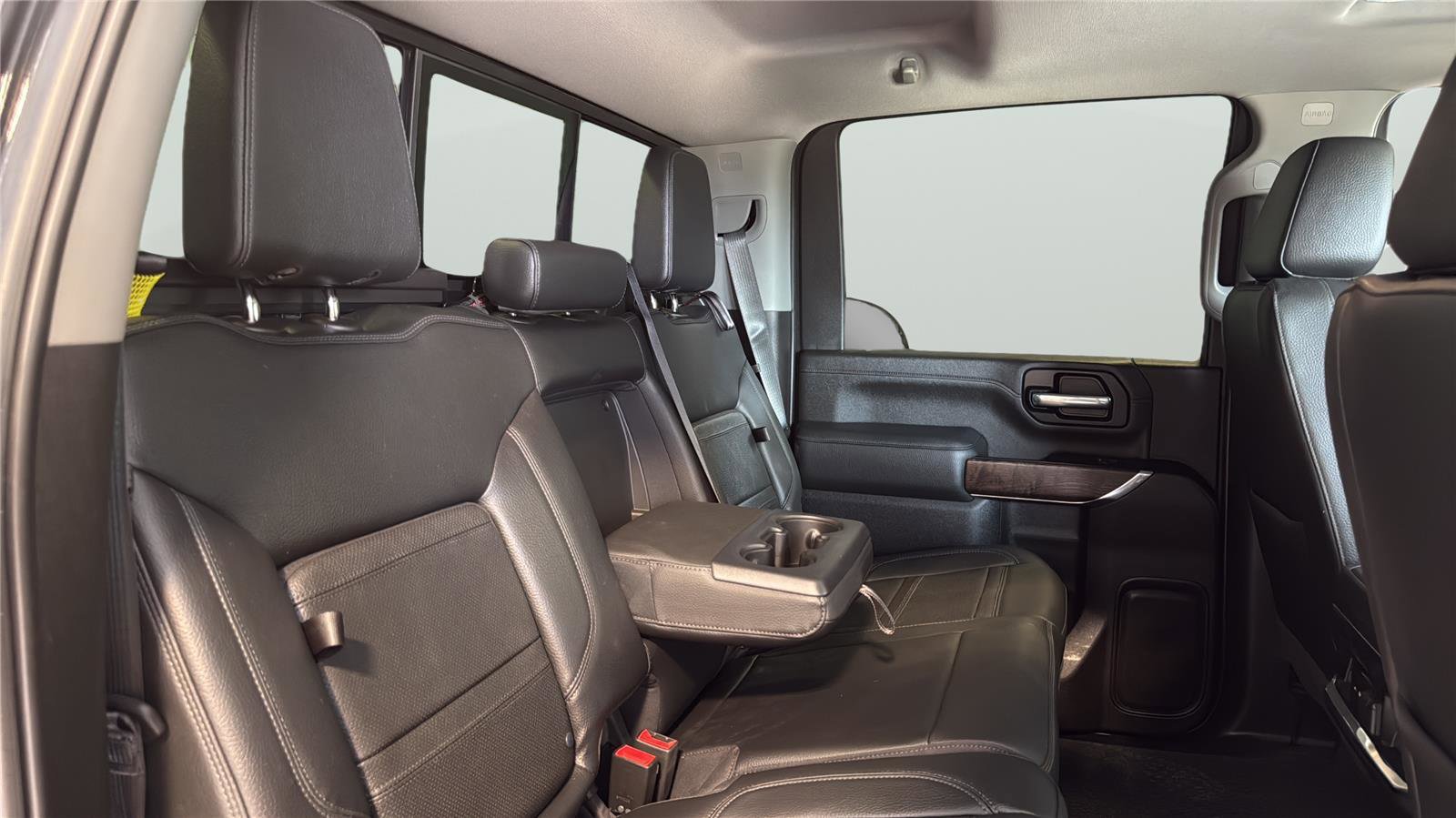 Used 2022 GMC Sierra 3500 Denali AWD/4WD image 17