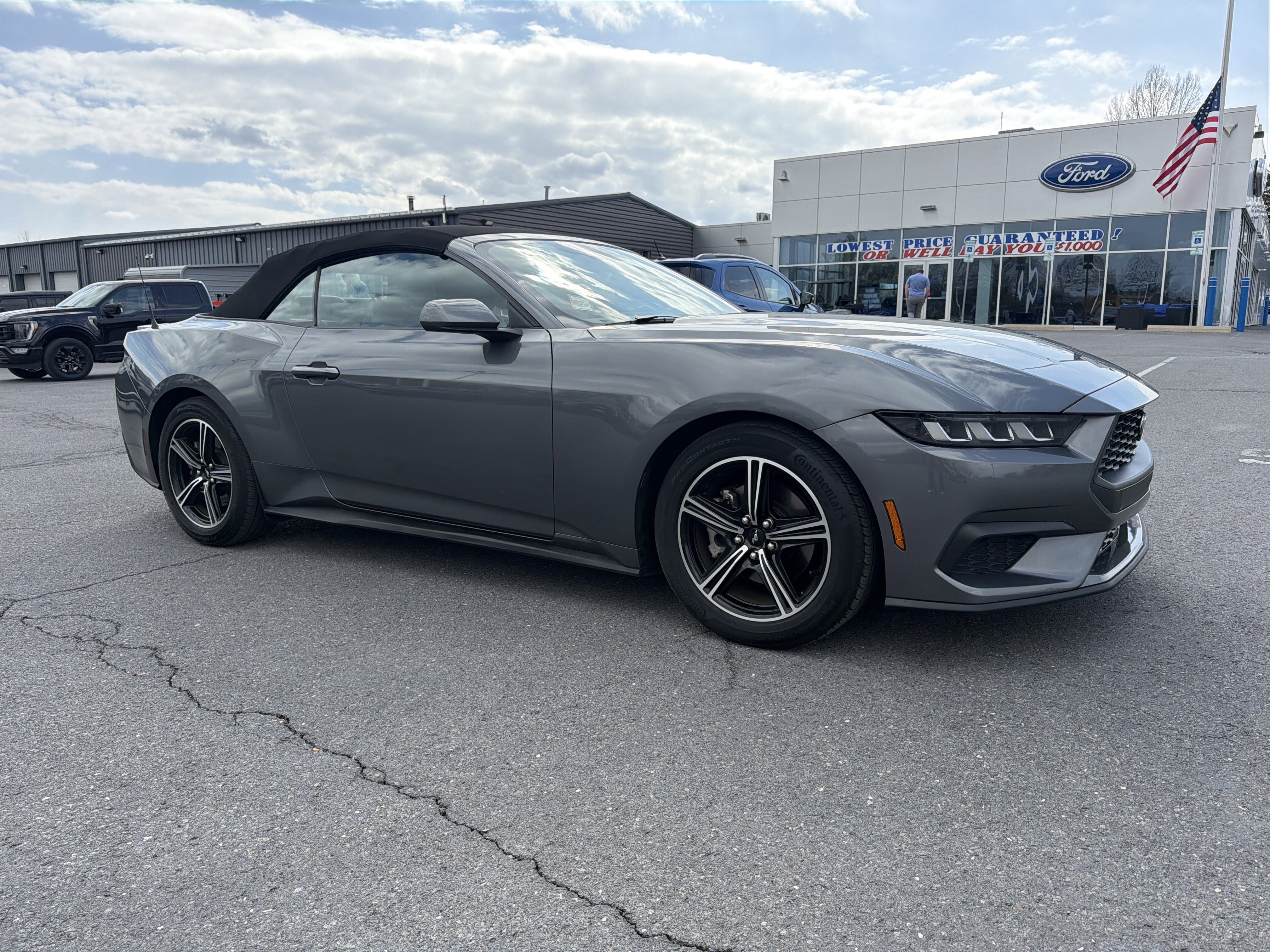 Certified 2025 Ford Mustang Premium RWD image 1