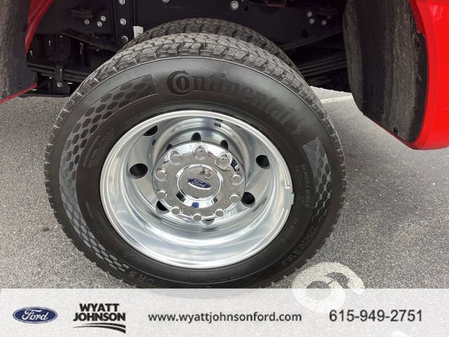 Certified 2025 Ford F450 Lariat w/ Chrome Package image 11