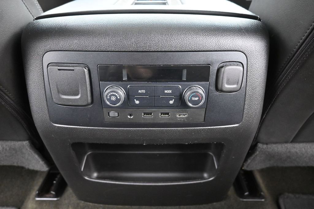 Used 2018 GMC Yukon XL Denali w/ Denali Ultimate Package AWD/4WD image 10