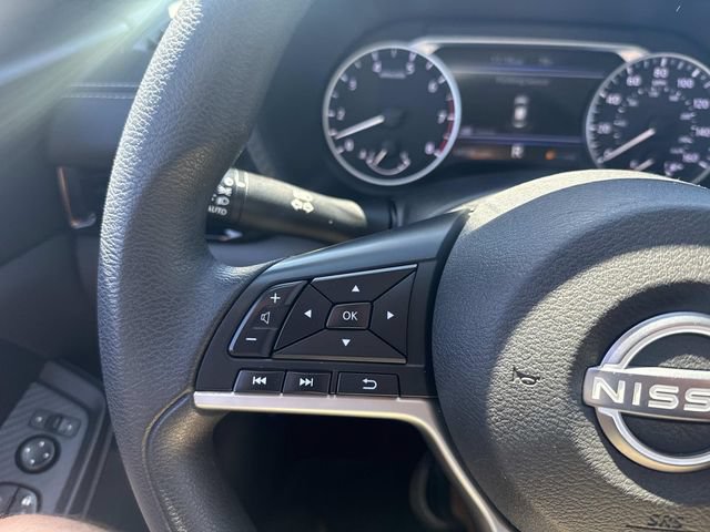 Used 2024 Nissan Sentra SV FWD image 27