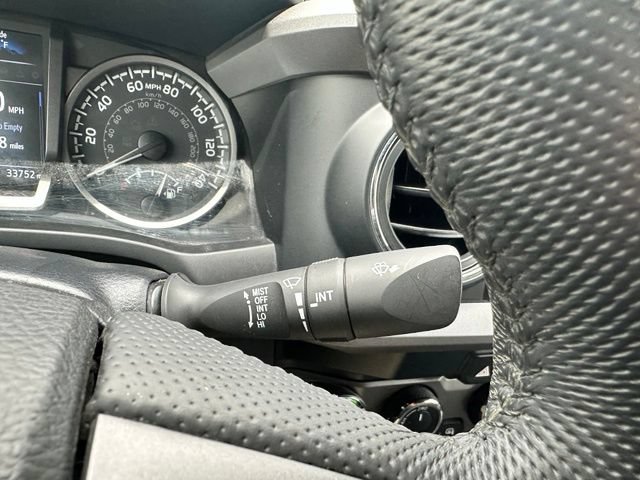 Used 2022 Toyota Tacoma TRD Sport AWD/4WD image 56