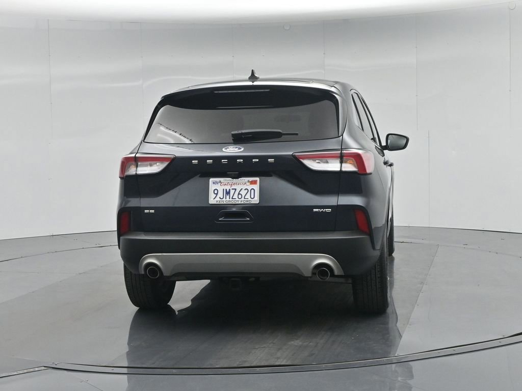 Certified 2022 Ford Escape SE w/ Cold Weather Package AWD/4WD image 14