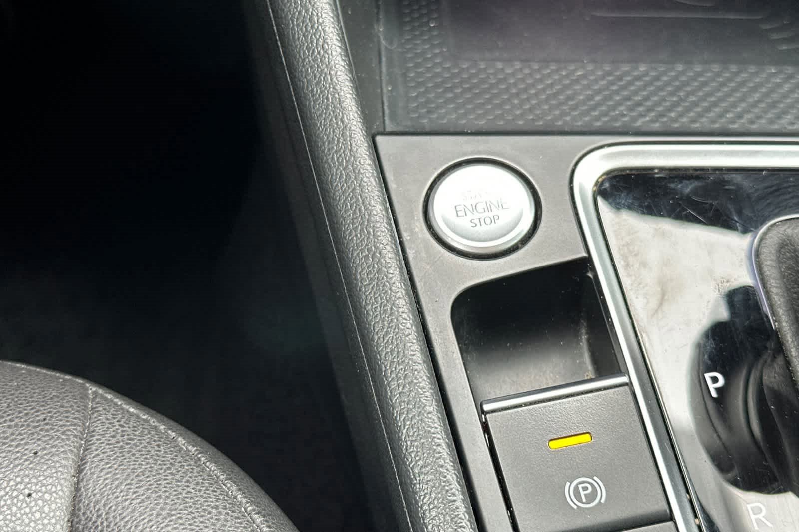 Used 2020 Volkswagen Jetta SEL image 22