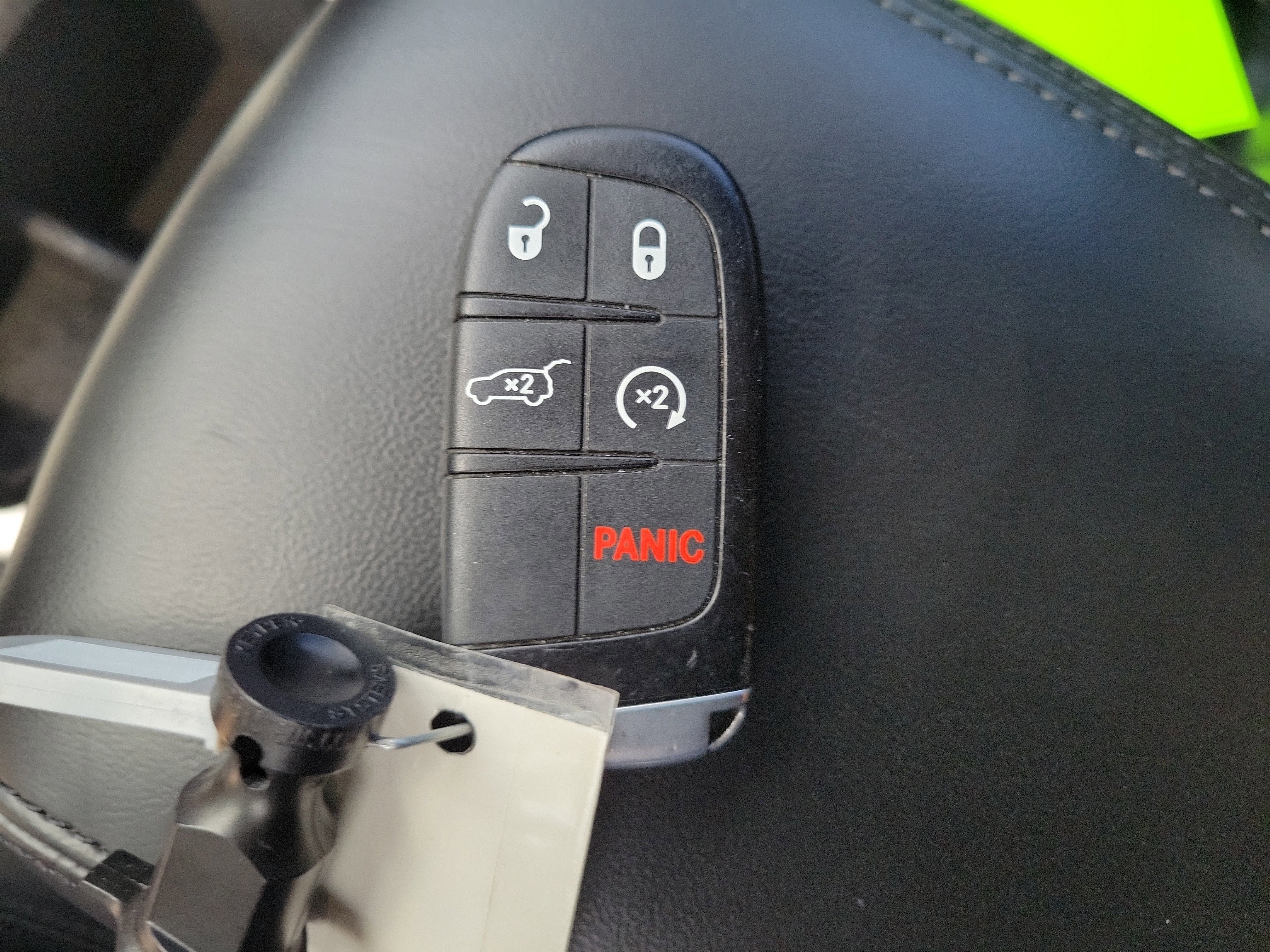 Used 2020 Jeep Grand Cherokee Limited RWD image 29