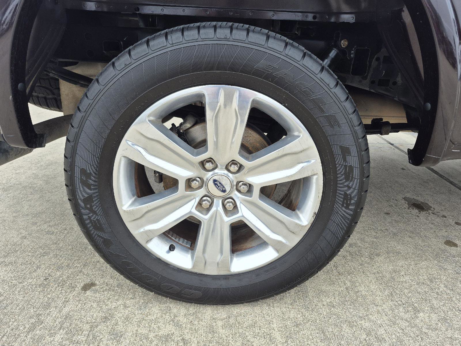 Certified 2020 Ford F150 Platinum w/ Equipment Group 701A Luxury image 12